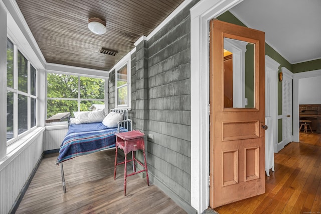 95 Parsons St, Wallingford, CT 06492 - bedroom featuring hardwood / wood-style floors, multiple windows, crown molding, and vaulted ceiling