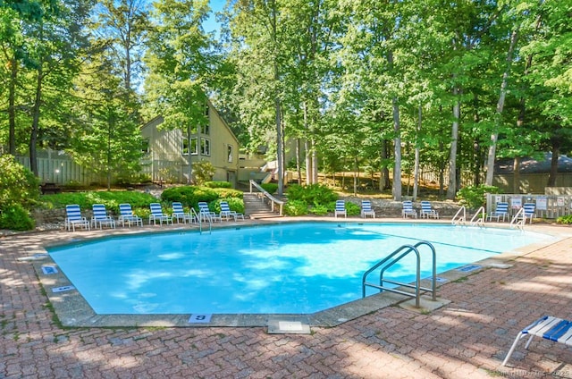 2 Talcott Gln Unit F, Farmington, CT 06032 - community pool with a patio area and stairway