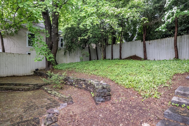 3 Essex Sq, Essex, CT 06426 - view of yard