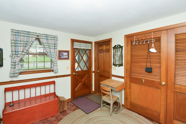 110 Woodfield Rd, Bristol, CT 06010 - view of entrance foyer