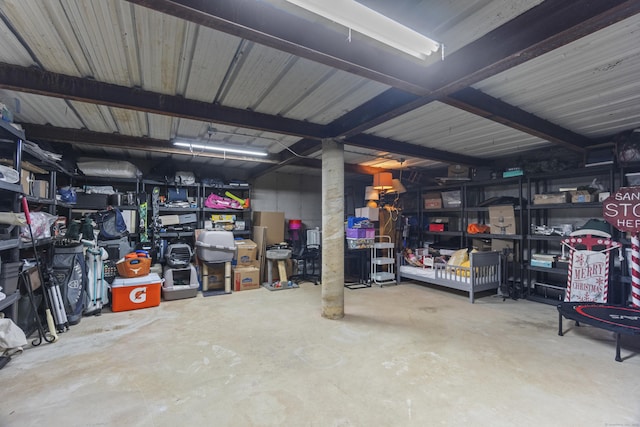 109 Hemlock Dr, Killingworth, CT 06419 - view of garage