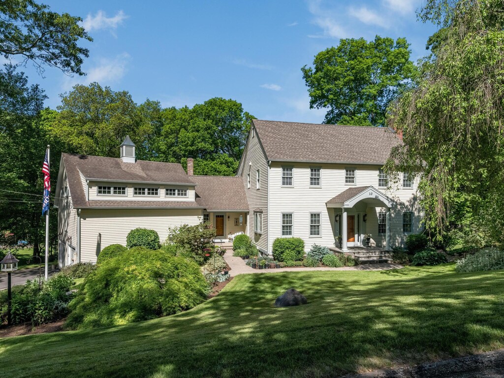 10 Oak Dr, Essex, CT 06409 - photo 1