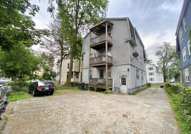 84 Love Ln, Hartford, CT 06112 - view of building exterior