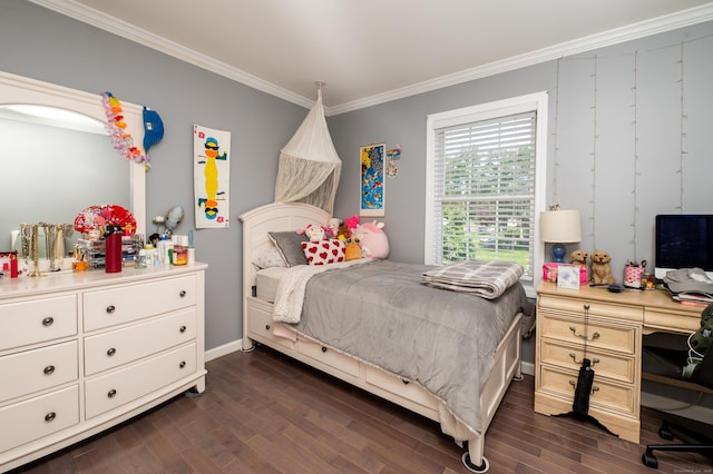 5 Pope St, New Haven, CT 06512 - bedroom featuring crown molding and dark wood-style floors