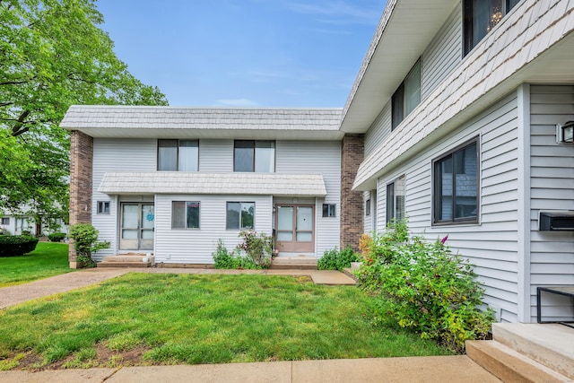 16 Pine Ct Unit 16, Cromwell, CT 06416 - townhome / multi-family property featuring entry steps and a front yard