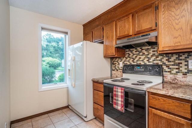 80 Copper Beech Dr Unit 80, Rocky Hill, CT 06067 - kitchen with white appliances, under cabinet range hood, tasteful backsplash, and plenty of natural light