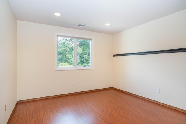 80 Copper Beech Dr Unit 80, Rocky Hill, CT 06067 - unfurnished room featuring light wood finished floors and recessed lighting