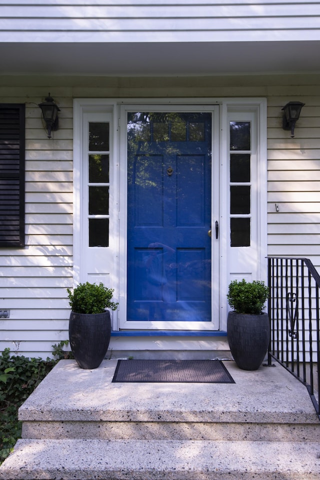 3 Deerfield Dr, Clinton, CT 06413 - property entrance