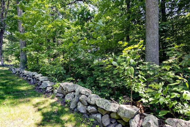 3 Deerfield Dr, Clinton, CT 06413 - view of yard