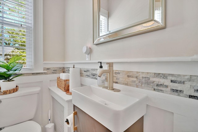 1676 Boulevard Blvd, West Hartford, CT 06107 - bathroom featuring vanity and toilet
