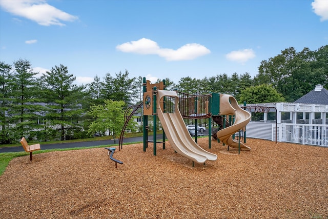 1401 Pinnacle Way Unit 1401, Danbury, CT 06811 - community playground featuring view of wooded area