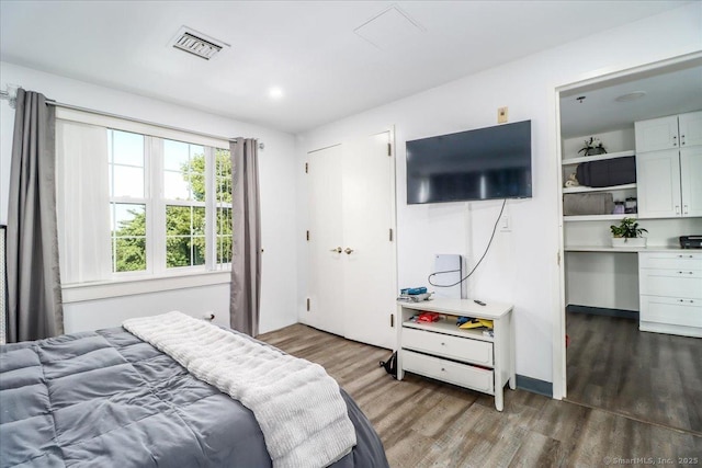 59 Courtland Ave Apt 3Q, Stamford, CT 06902 - bedroom featuring wood finished floors