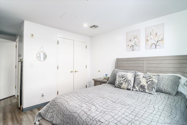59 Courtland Ave Apt 3Q, Stamford, CT 06902 - bedroom with wood finished floors, recessed lighting, and a closet