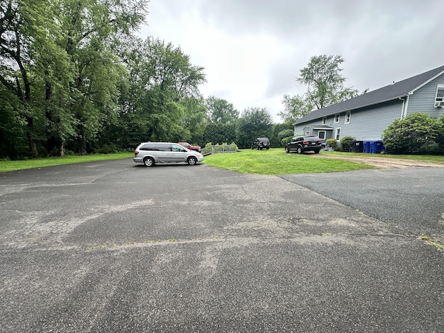 68 Main St, Somers, CT 06071 - view of car parking