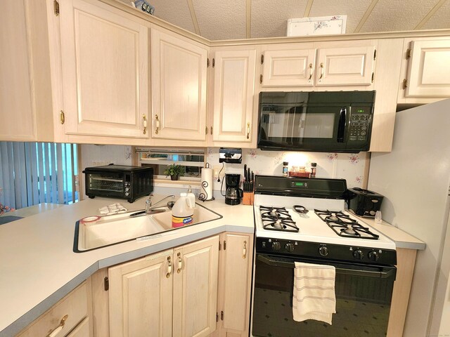 51 Old Springfield Rd Unit 209, Stafford, CT 06076 - photo 7