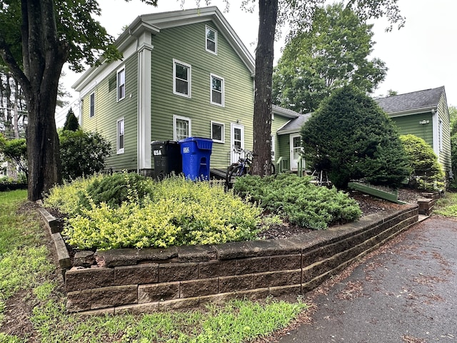 74 Main St, Somers, CT 06071 - back of house