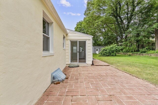 80 Holly St, Milford, CT 06460 - view of patio / terrace
