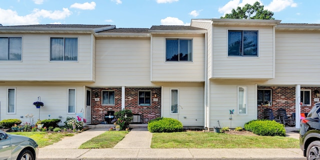 410 Emmett St Unit 45, Bristol, CT 06010 - multi unit property featuring brick siding
