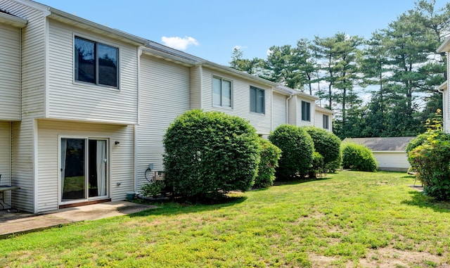410 Emmett St Unit 45, Bristol, CT 06010 - view of green lawn
