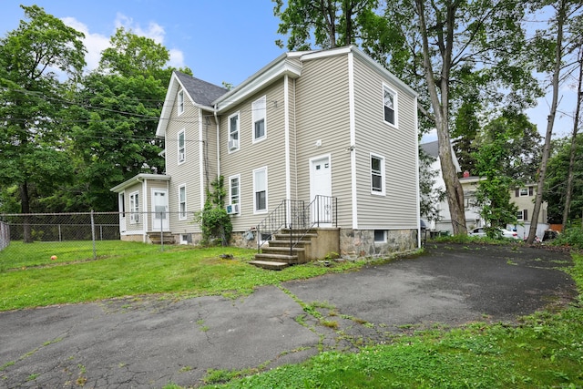 17 Pleasant St, Danbury, CT 06810 - view of property exterior