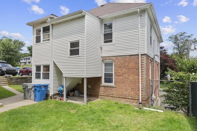 53 Norton St, Bristol, CT 06010 - back of property with brick siding