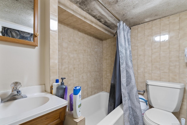 53 Norton St, Bristol, CT 06010 - bathroom featuring shower / tub combo, vanity, and a textured ceiling