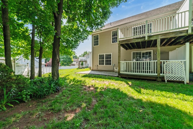 44 Forshaw Ave Unit 44, Plainville, CT 06062 - rear view of property featuring a yard and a patio area