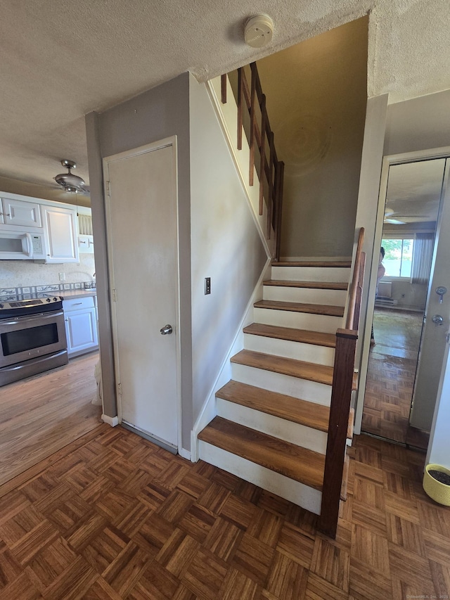 208 W Walk Unit 208, West Haven, CT 06516 - photo 18