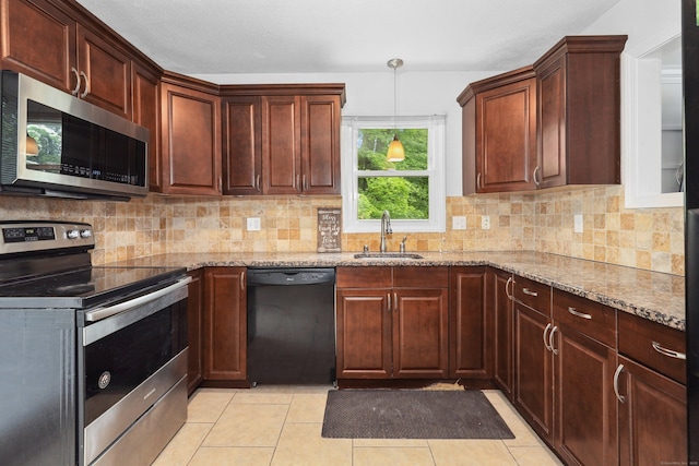 141 Joy Rd, Waterbury, CT 06708 - photo 7