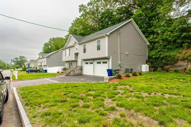 533 Seltsam Rd, Bridgeport, CT 06606 - photo 5