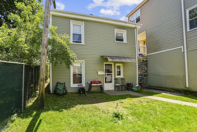 6 Houghton St, Bristol, CT 06010 - back of house with a patio