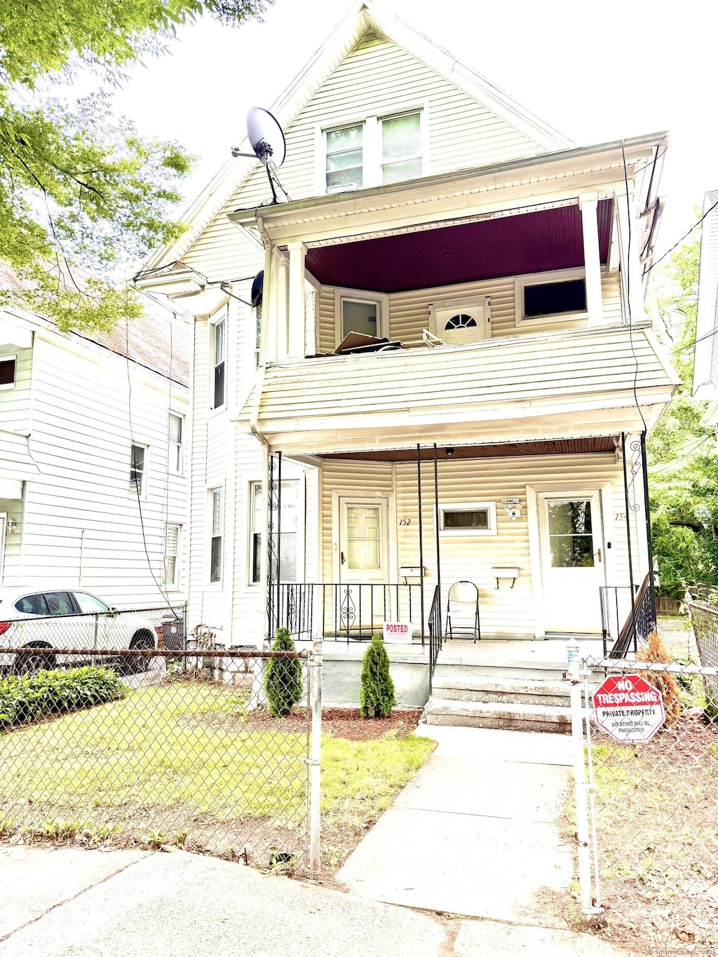 152 Sheffield Ave, New Haven, CT 06511 - view of front of house with covered porch and a balcony