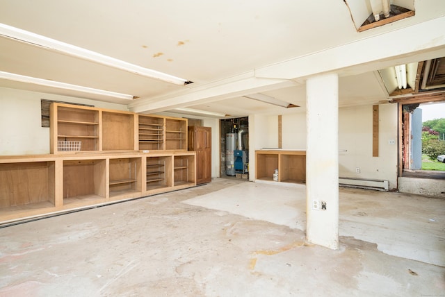 546 S Quaker Ln, West Hartford, CT 06110 - below grade area featuring gas water heater