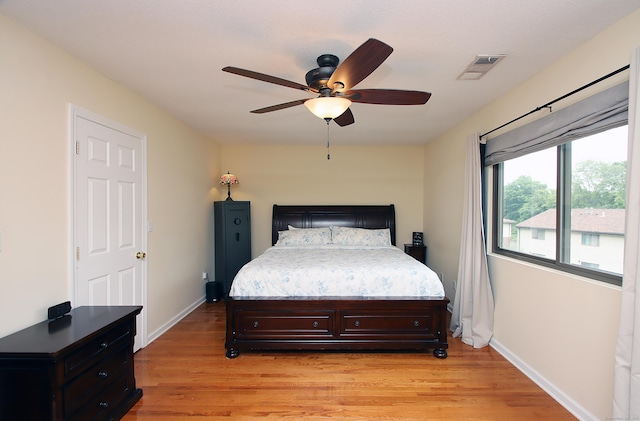 140 Thompson St Apt 16A, East Haven, CT 06513 - bedroom featuring light wood-type flooring and a ceiling fan