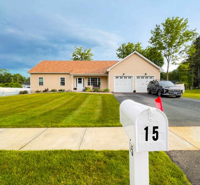 15 Contour Dr, Cheshire, CT 06410 - single story home featuring an attached garage, a front lawn, and driveway
