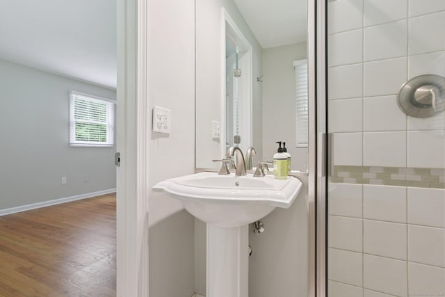 40 Chestnut Ln, Hamden, CT 06518 - bathroom featuring wood finished floors and baseboards
