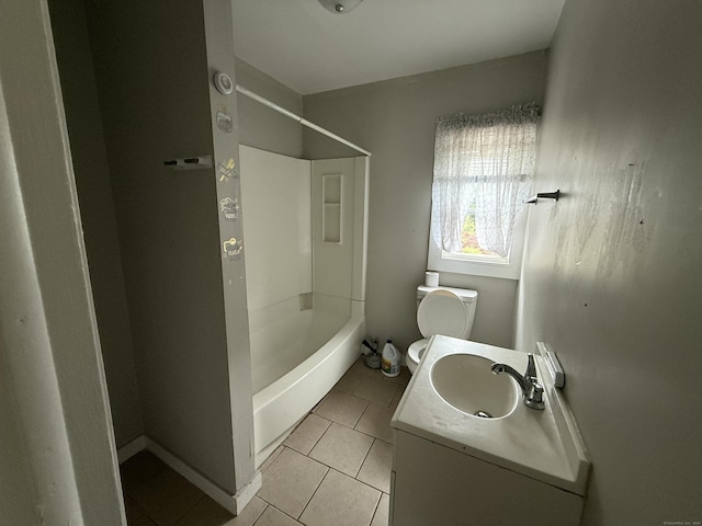 118 Cherry Ann St, New Haven, CT 06514 - full bath with tile patterned flooring, washtub / shower combination, and vanity