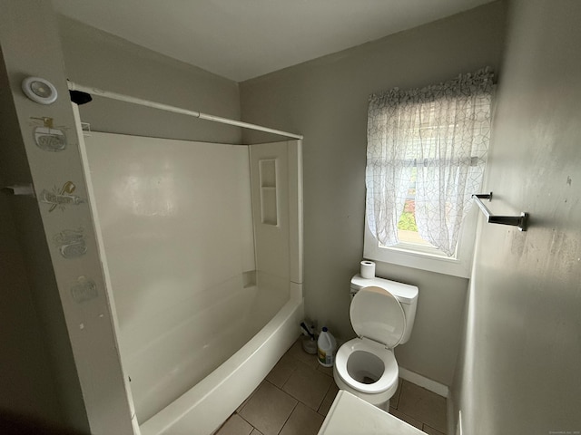 118 Cherry Ann St, New Haven, CT 06514 - full bathroom with tile patterned flooring and shower / washtub combination