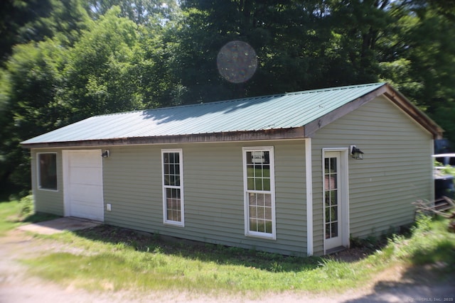 51 Main St, Thompson, CT 06255 - view of garage