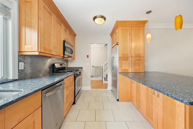 75 Cos Cob Ave Apt 10, Greenwich, CT 06807 - photo 5
