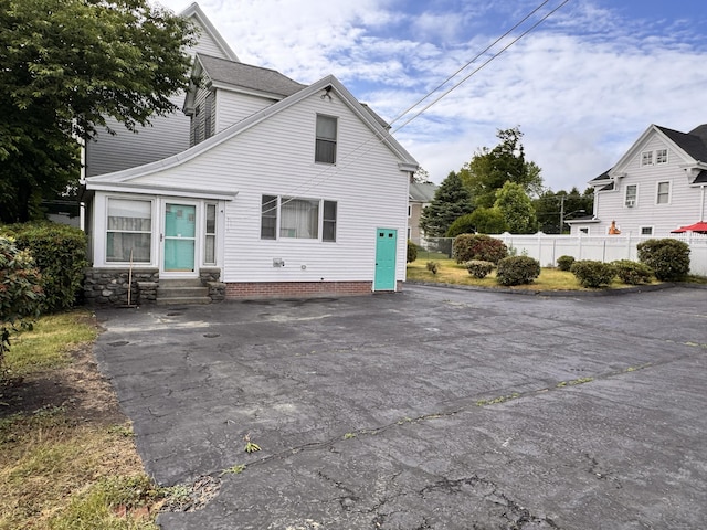16 Center St, Putnam, CT 06260 - photo 38