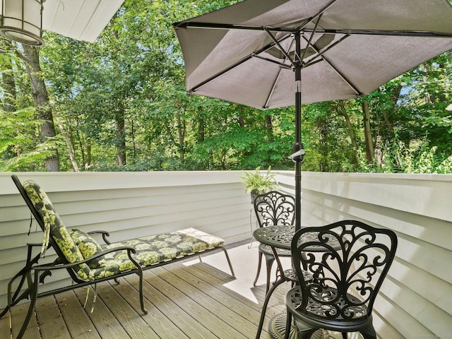 51 Hale Ln Unit 51, Darien, CT 06820 - view of wooden terrace