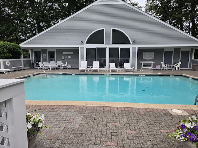 51 Hale Ln Unit 51, Darien, CT 06820 - community pool with a patio area