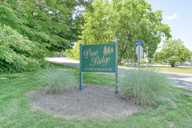 118 Sheraton Ln Unit 118, Norwich, CT 06360 - community sign with a lawn