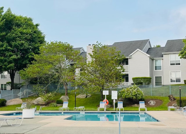 23 Chase Oak Ct Apt 13, Groton, CT 06340 - photo 2