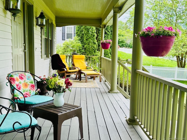 489 Hoyt St, Darien, CT 06820 - photo 6