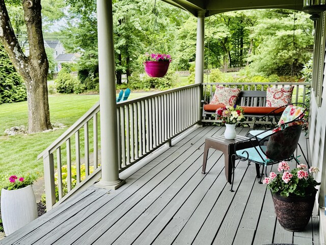 489 Hoyt St, Darien, CT 06820 - photo 7