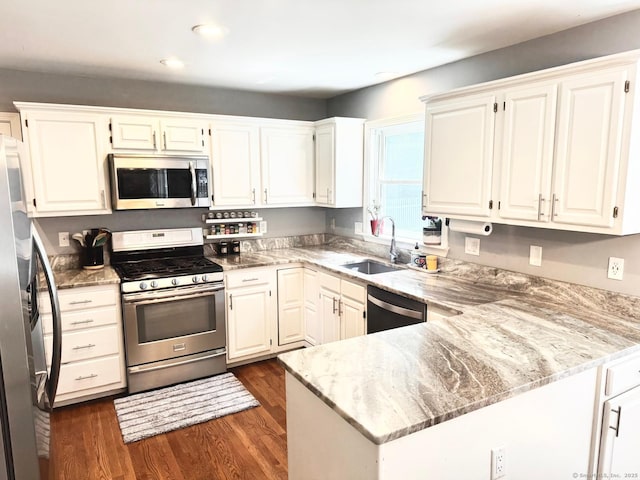 489 Hoyt St, Darien, CT 06820 - photo 14