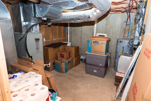 76 Highland Dr Unit 76, Monroe, CT 06468 - unfinished below grade area featuring electric water heater