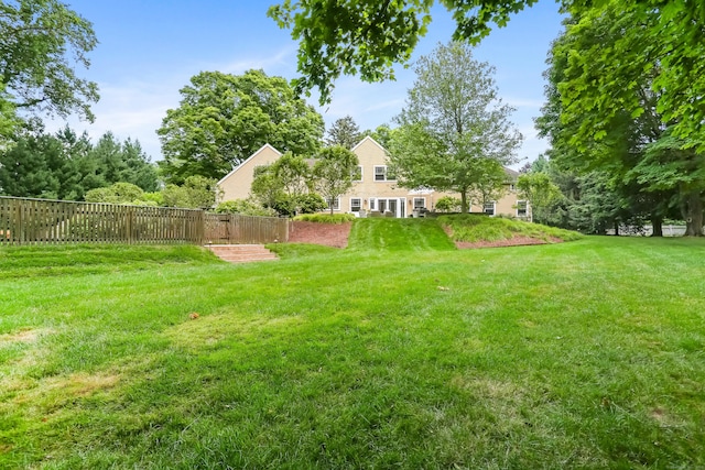4 Reimer Rd, Westport, CT 06880 - view of yard